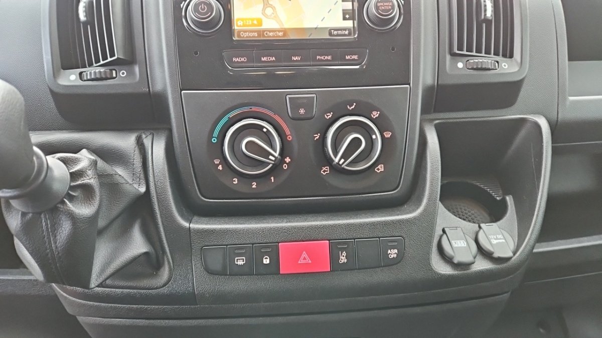 Peugeot Boxer - Photo 27
