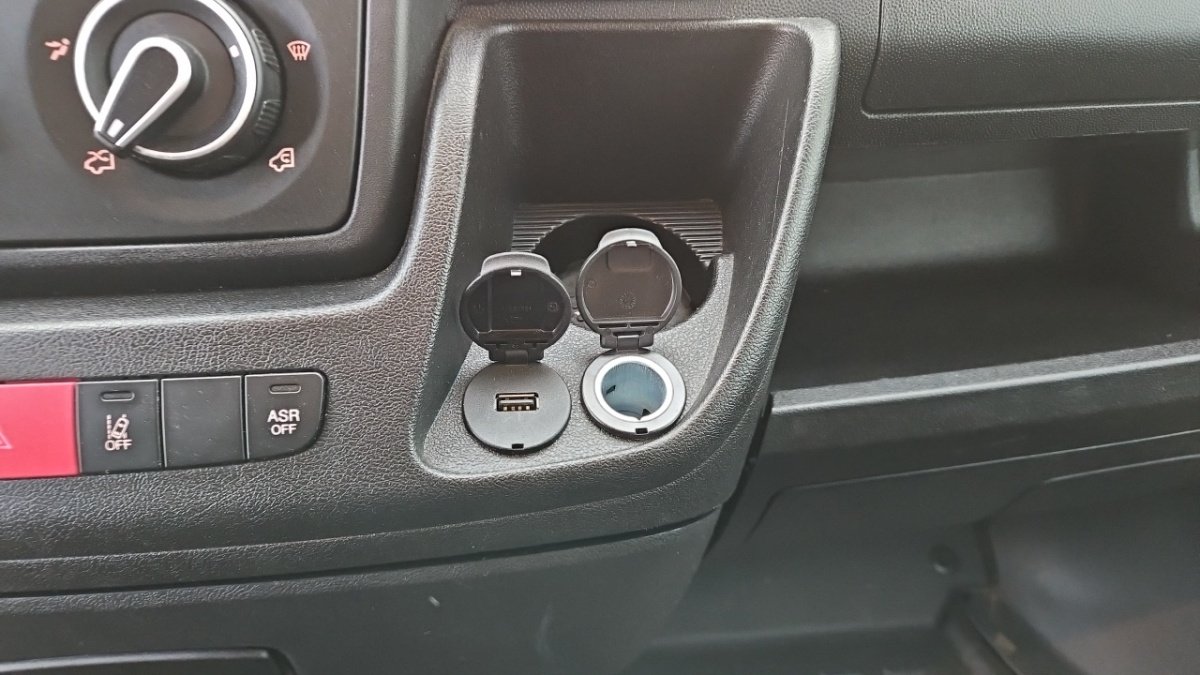 Peugeot Boxer - Photo 28