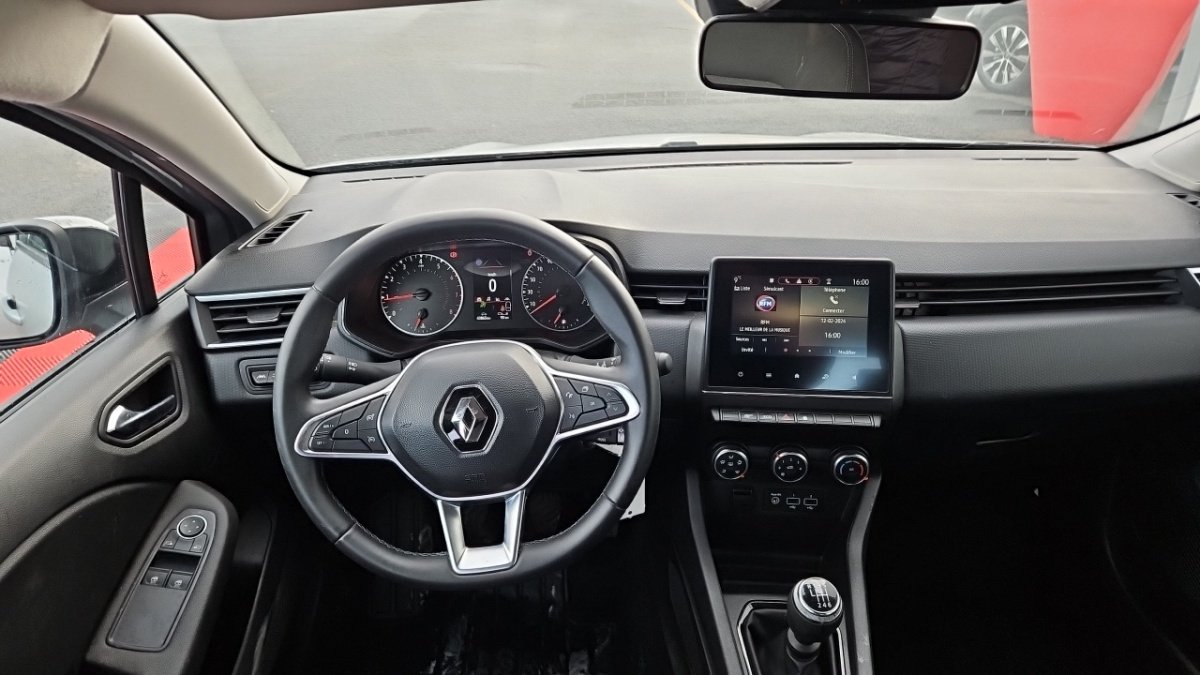 Renault Clio - Photo 14
