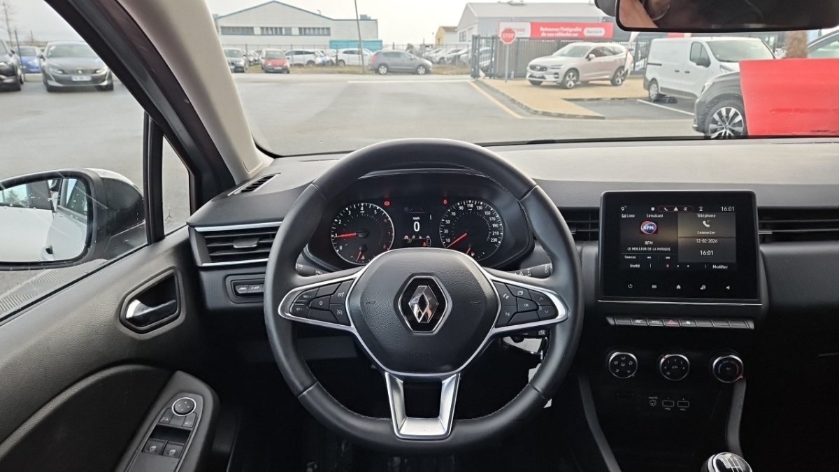 Renault Clio - Photo 15