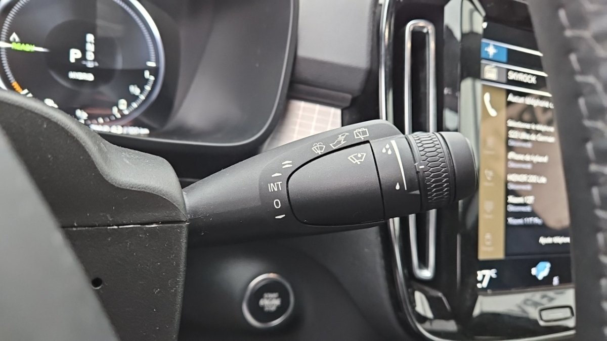 Volvo XC40 - Photo 22