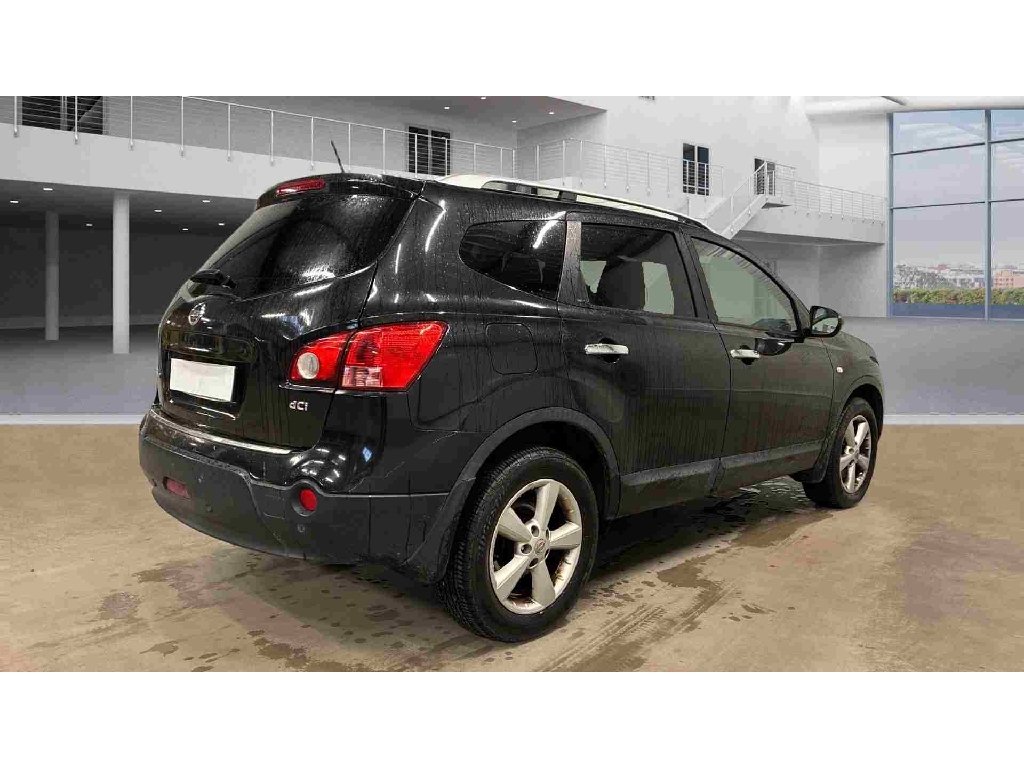 Nissan Qashqai+2 - Photo 3