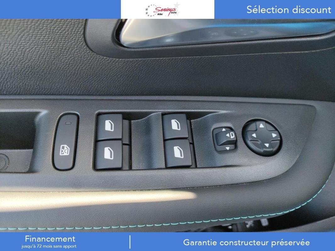 Peugeot 208 - Photo 13