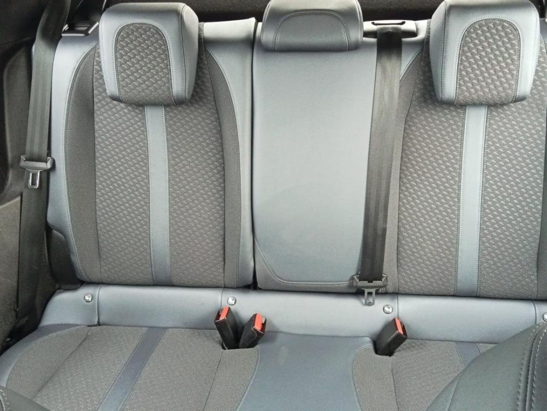 Peugeot 2008 - Photo 29
