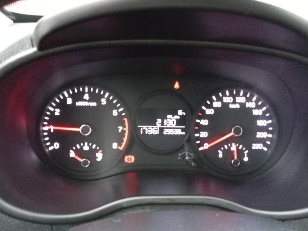 Kia Picanto - Photo 12