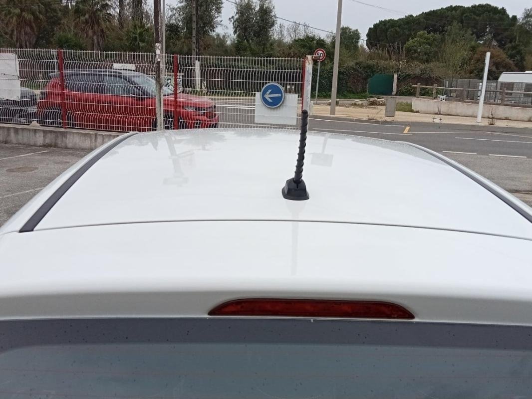 Kia Picanto - Photo 30