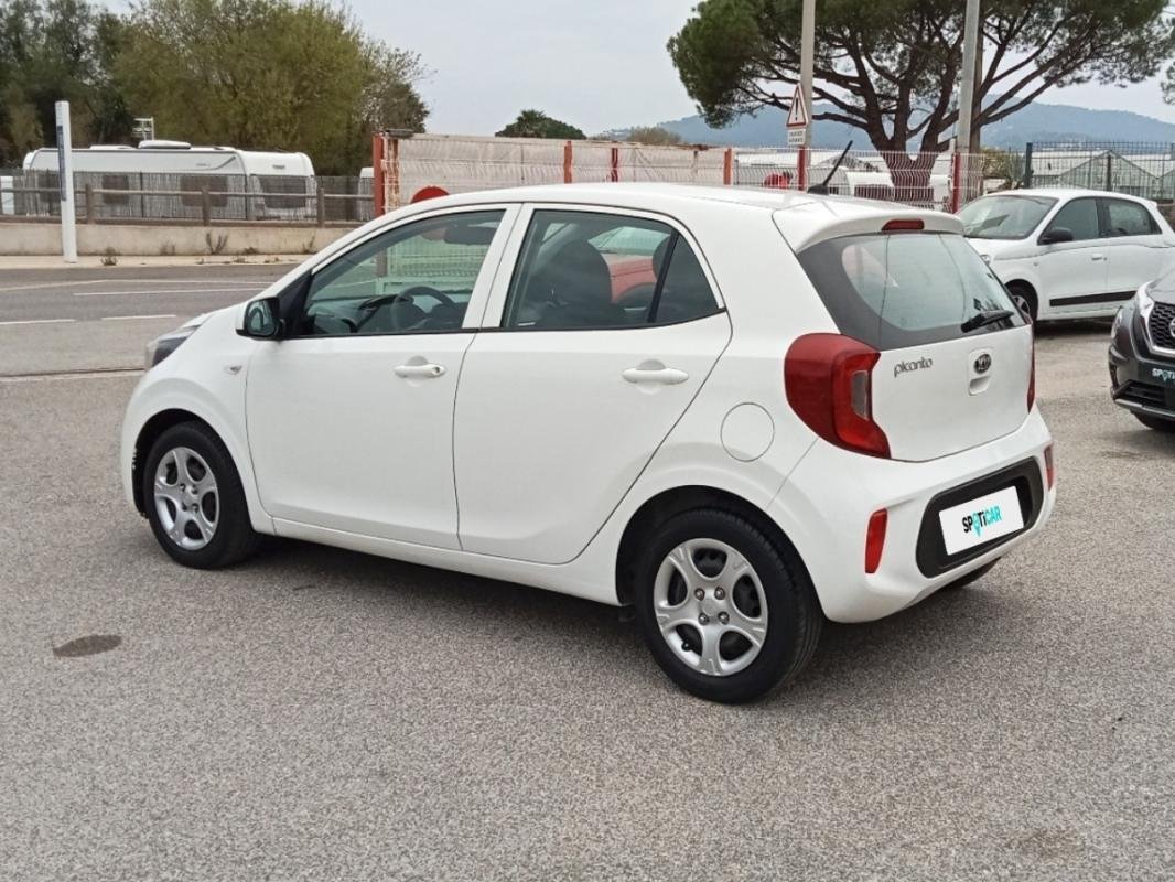 Kia Picanto - Photo 40