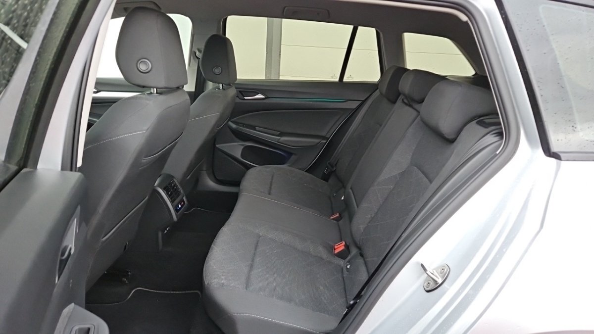 Volkswagen Golf SW - Photo 11