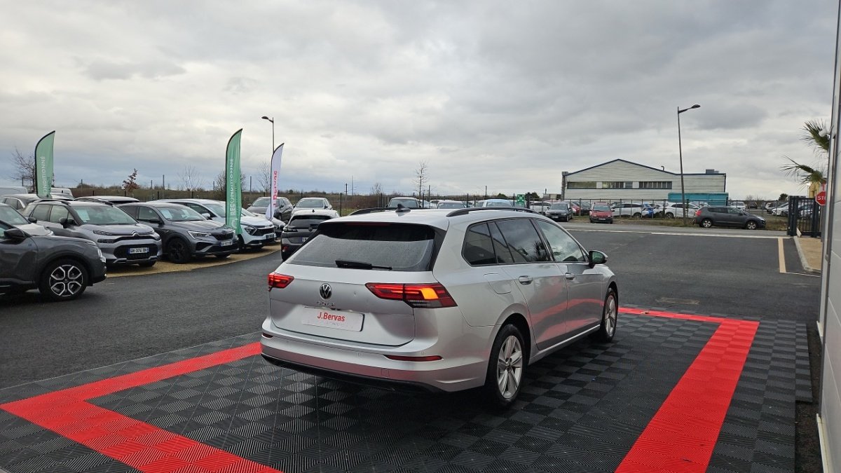Volkswagen Golf SW - Photo 5