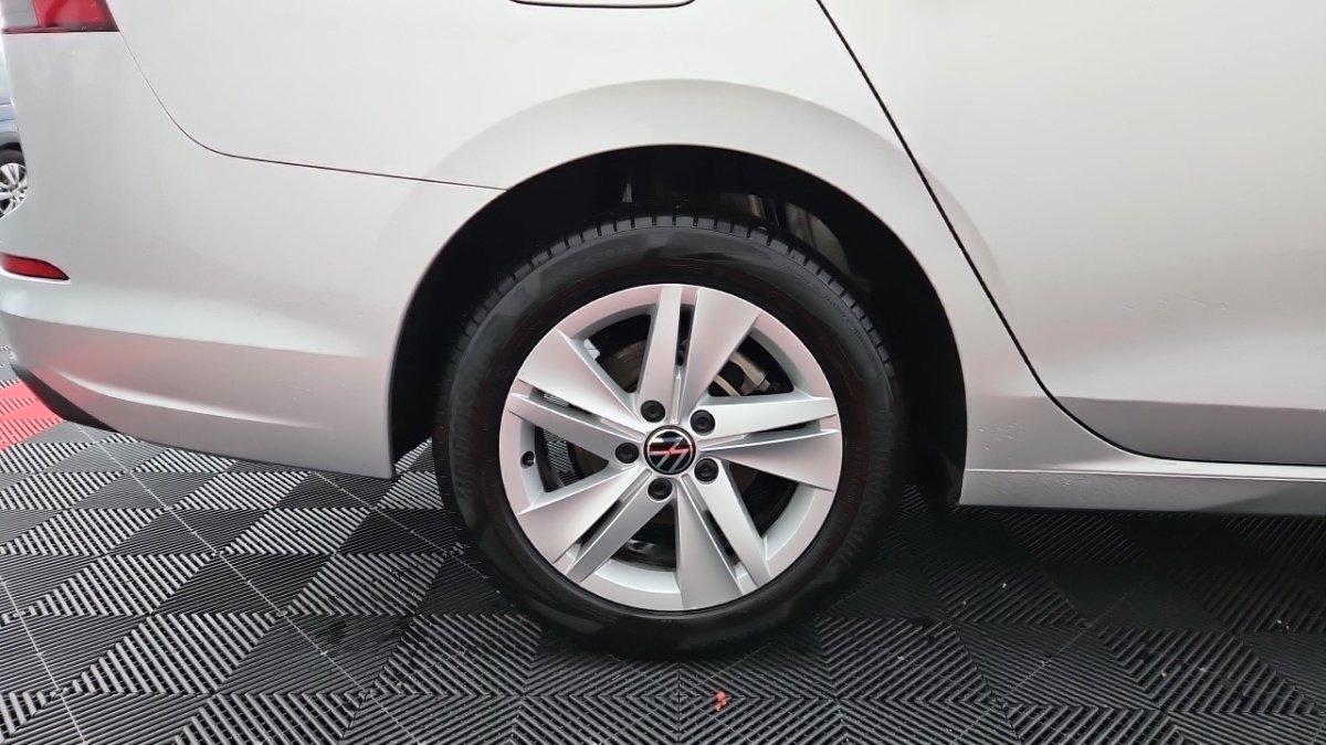 Volkswagen Golf SW - Photo 8