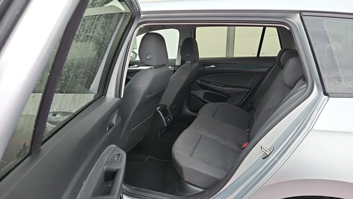 Volkswagen Golf SW - Photo 10