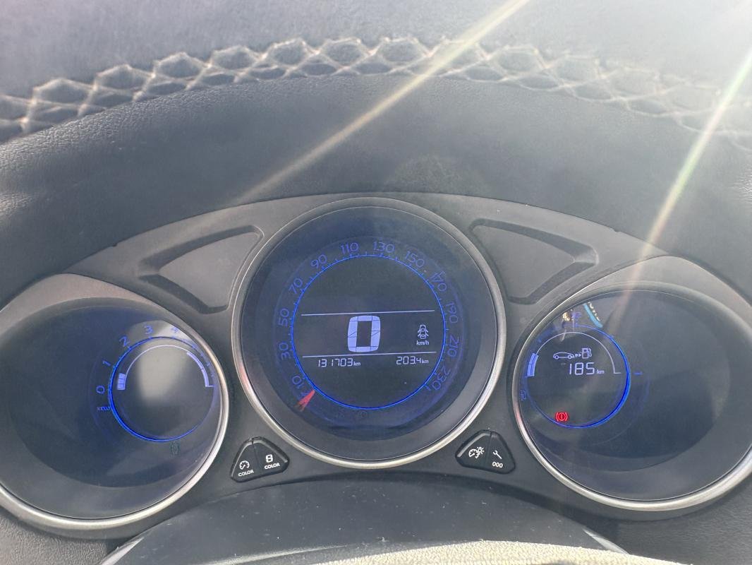 Citroën C4 - Photo 11