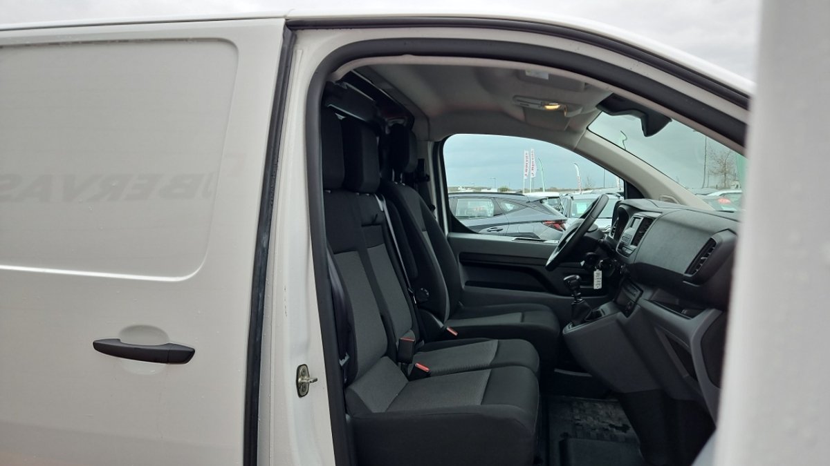 Peugeot Expert - Photo 11
