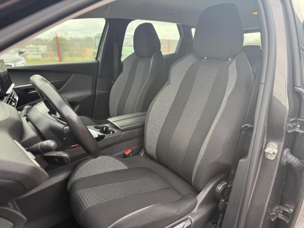 Peugeot 3008 - Photo 11