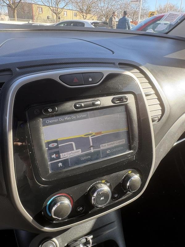 Renault Captur - Photo 10