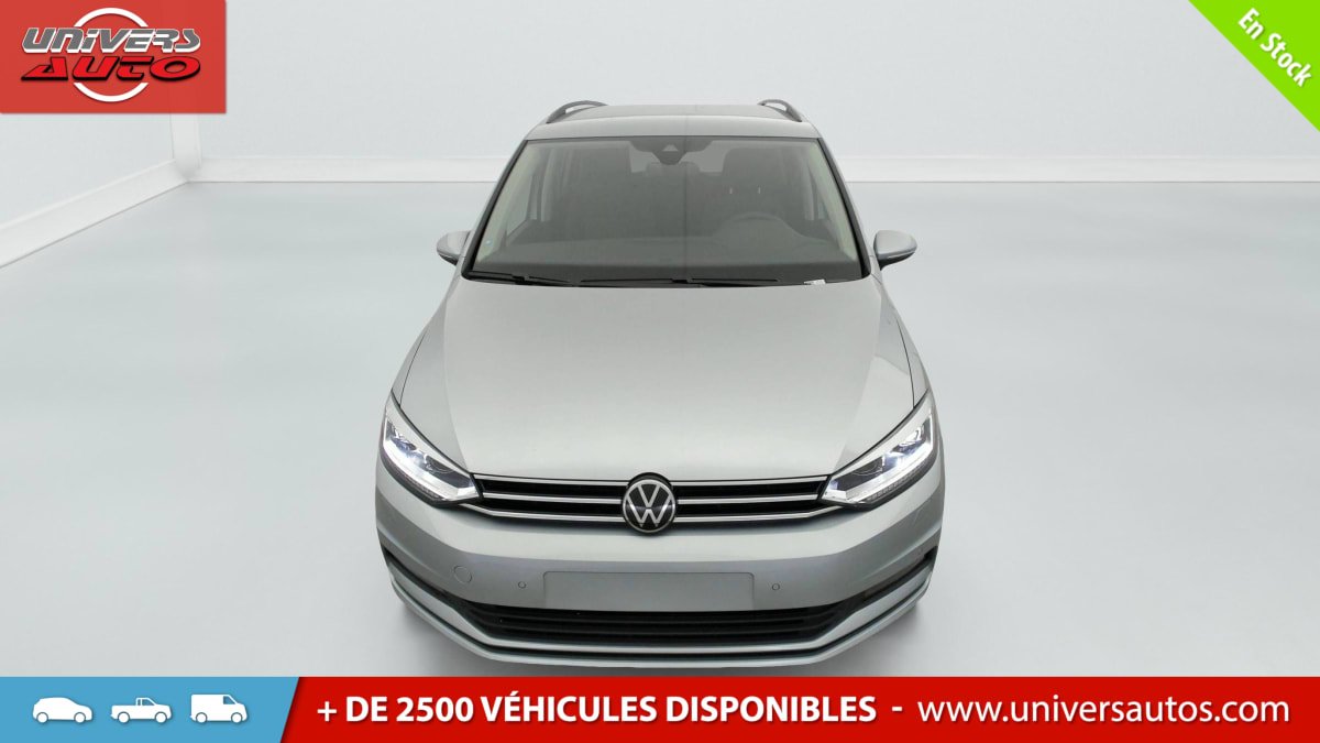 Volkswagen Touran - Photo 2