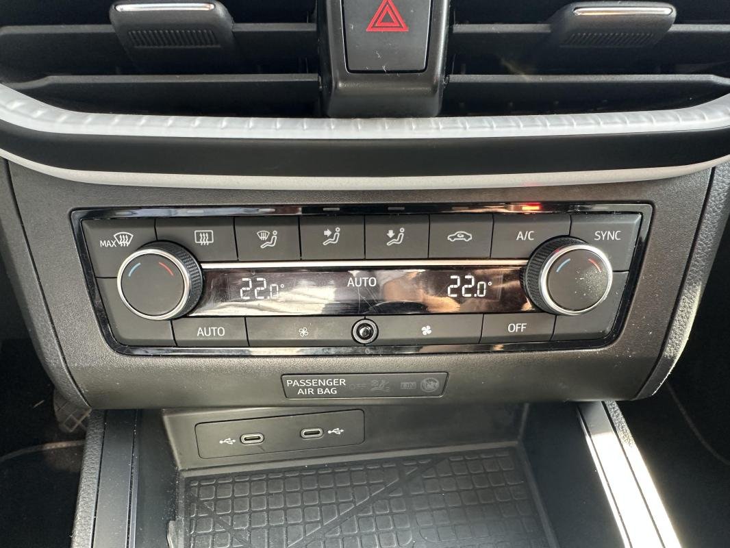 Seat Ibiza - Photo 17