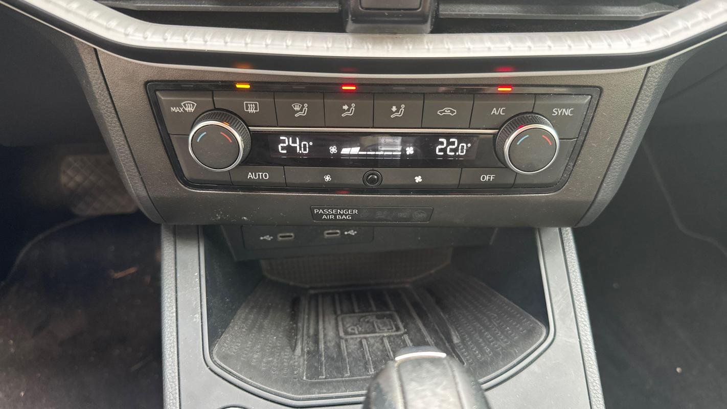 Seat Ibiza - Photo 15