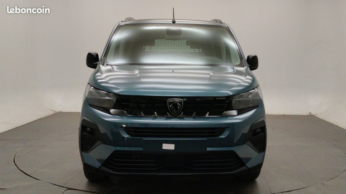 Peugeot Partner - Photo 2