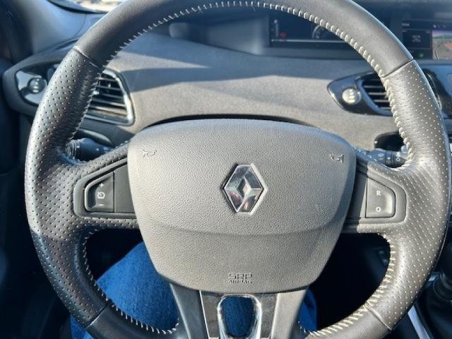 Renault Scénic - Photo 11