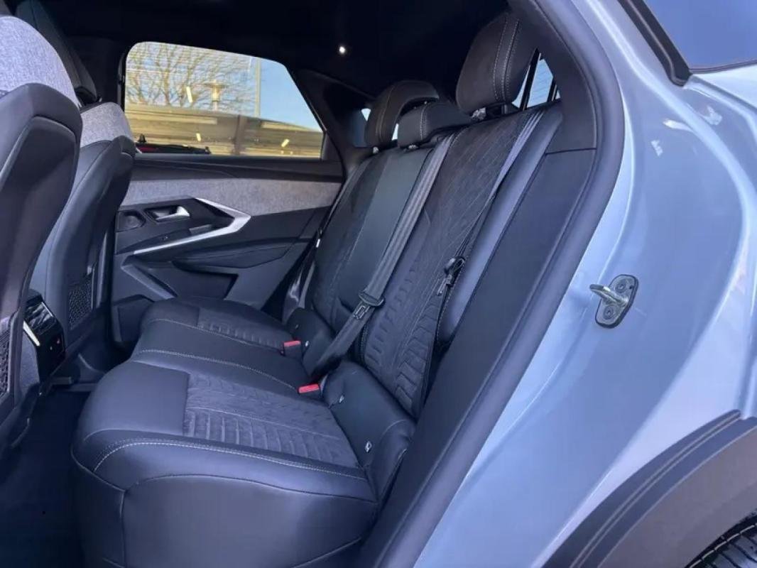 Peugeot 3008 - Photo 3