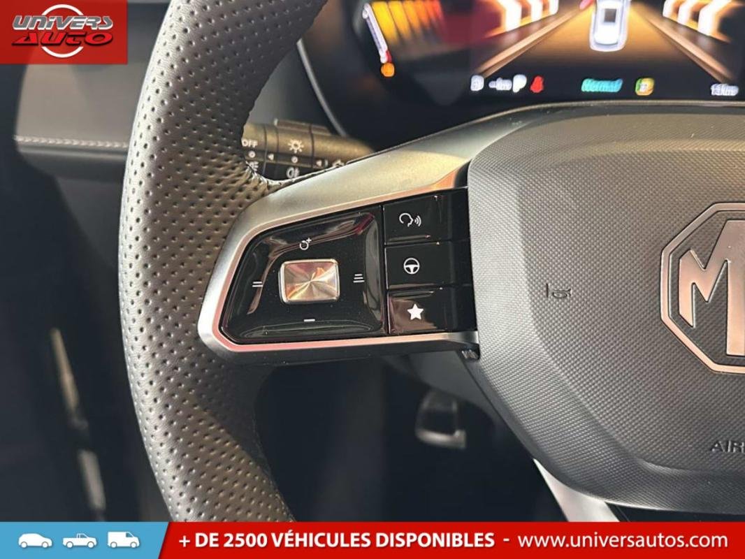 MG ZS - Photo 13