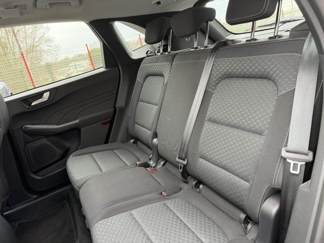 Ford Kuga - Photo 6