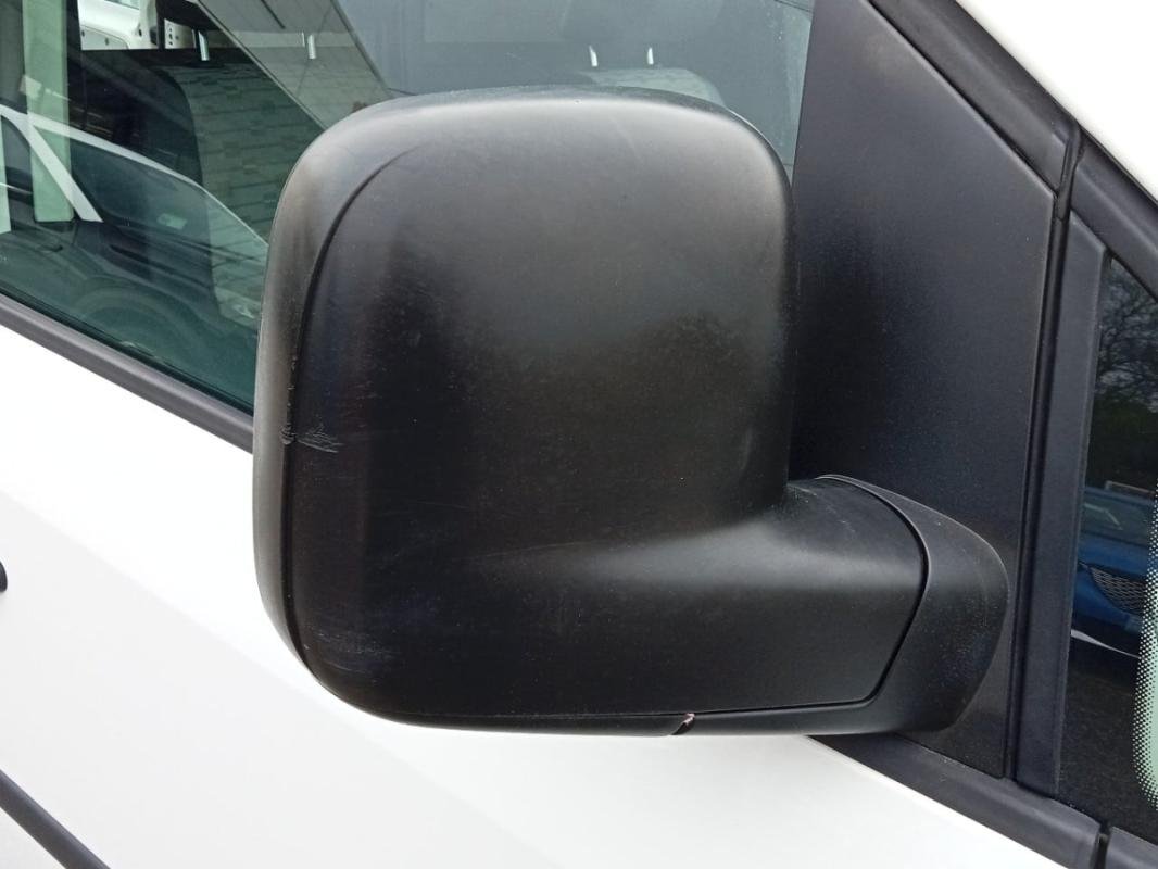 Volkswagen Caddy Van - Photo 13