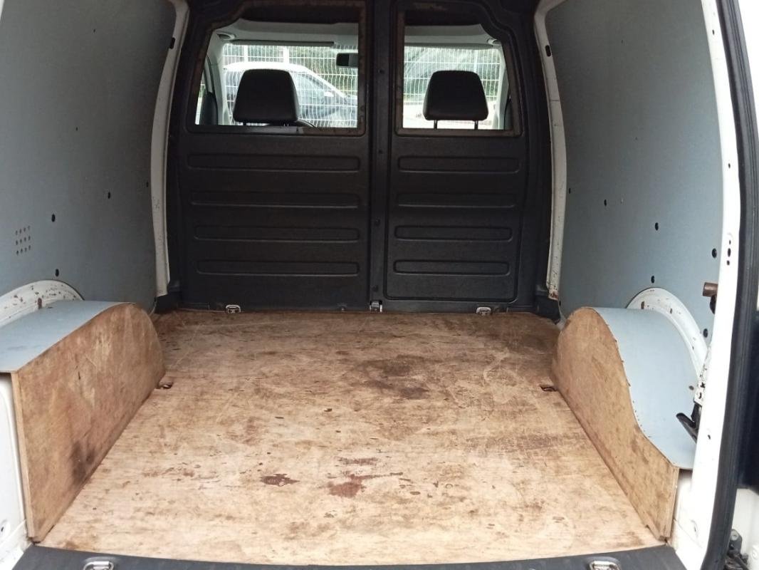 Volkswagen Caddy Van - Photo 29