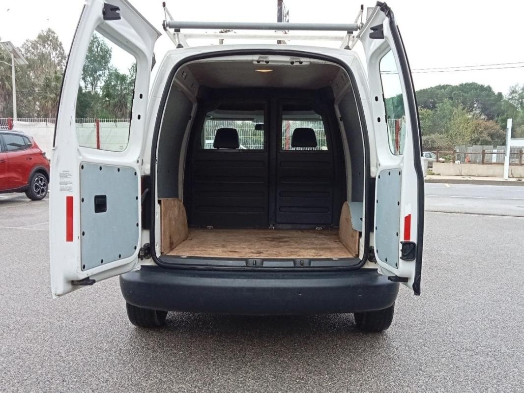 Volkswagen Caddy Van - Photo 6