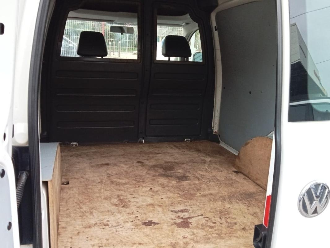 Volkswagen Caddy Van - Photo 10
