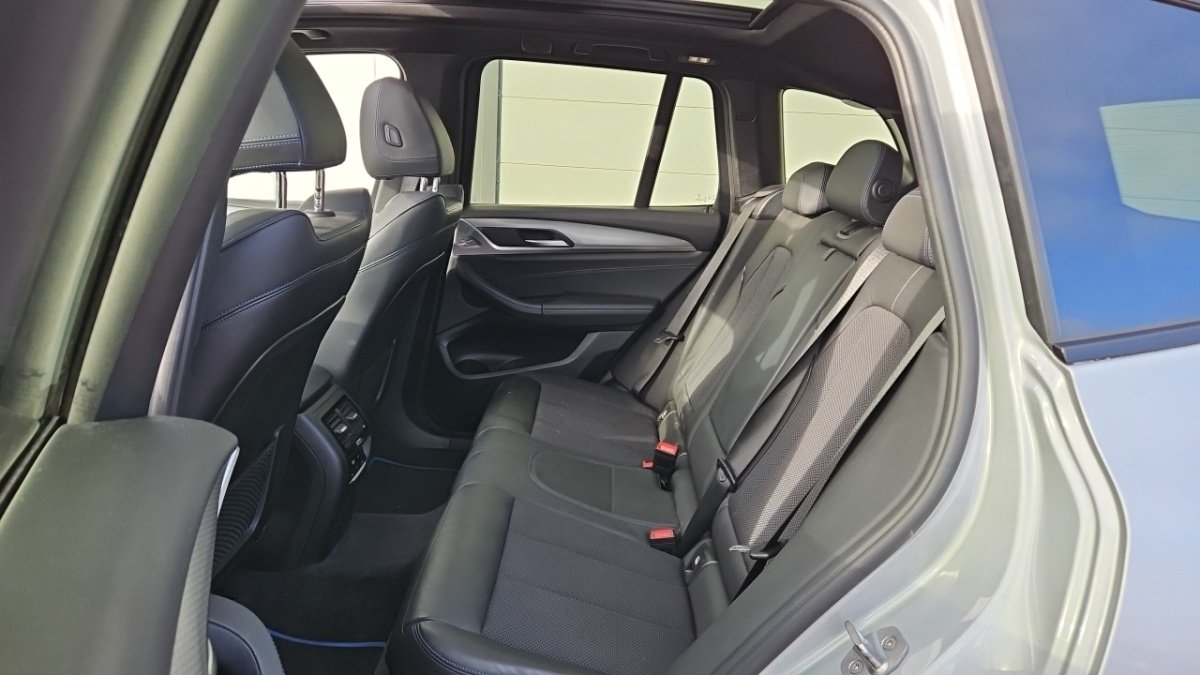 BMW X3 - Photo 12