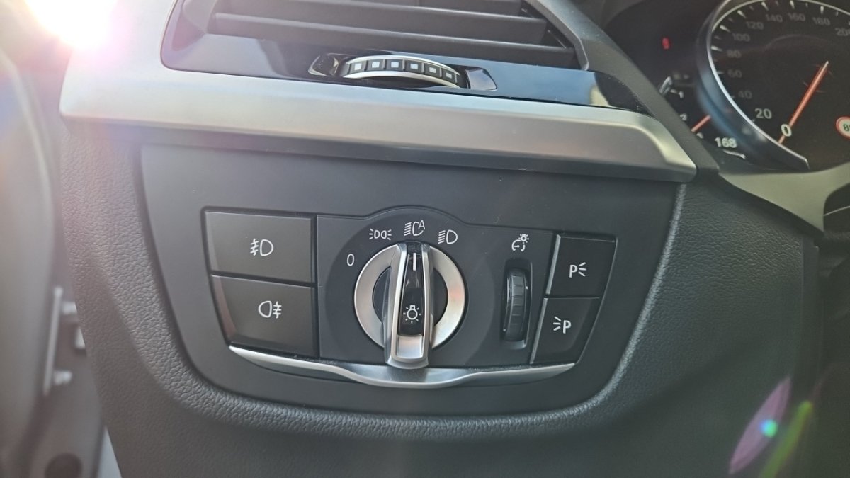 BMW X3 - Photo 24