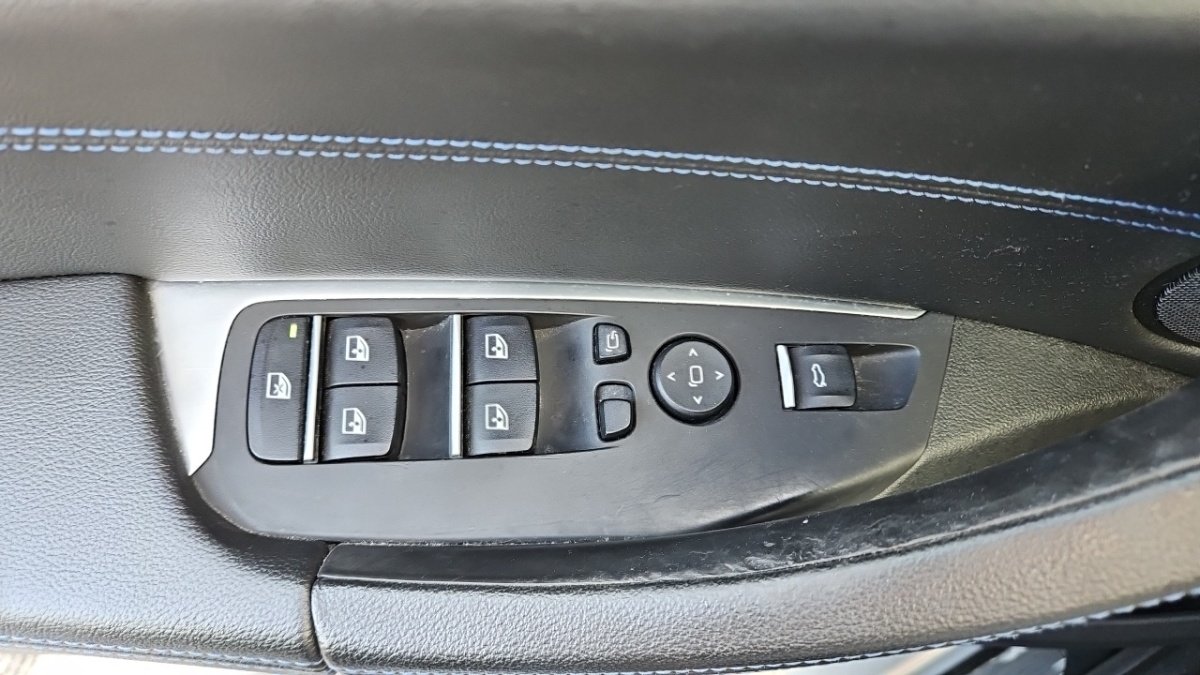 BMW X3 - Photo 25