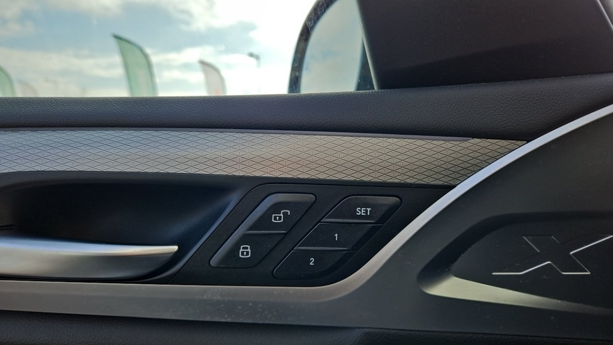 BMW X3 - Photo 26