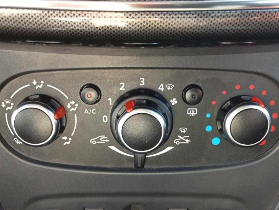 Dacia Sandero II - Photo 16