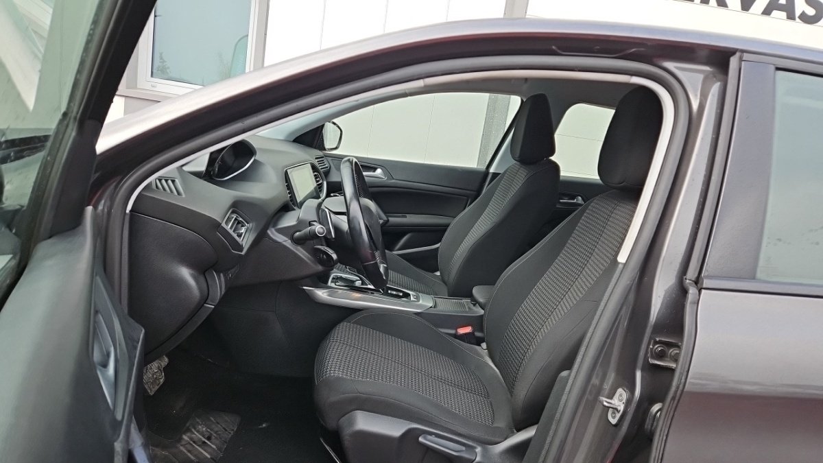 Peugeot 308 - Photo 13