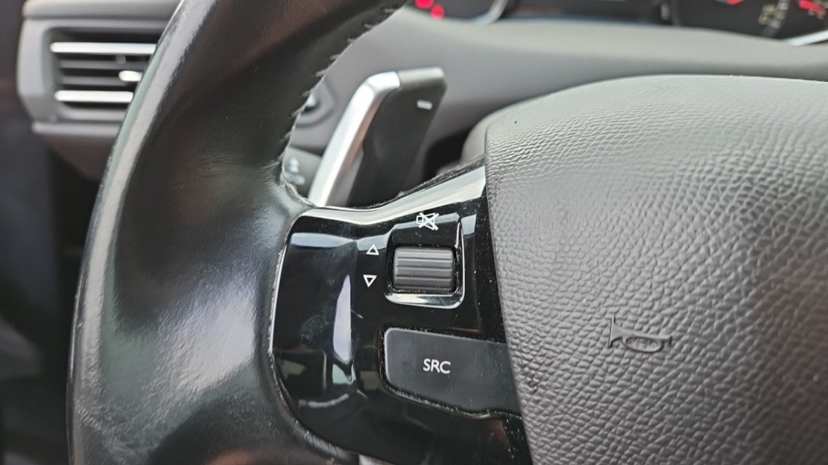 Peugeot 308 - Photo 20