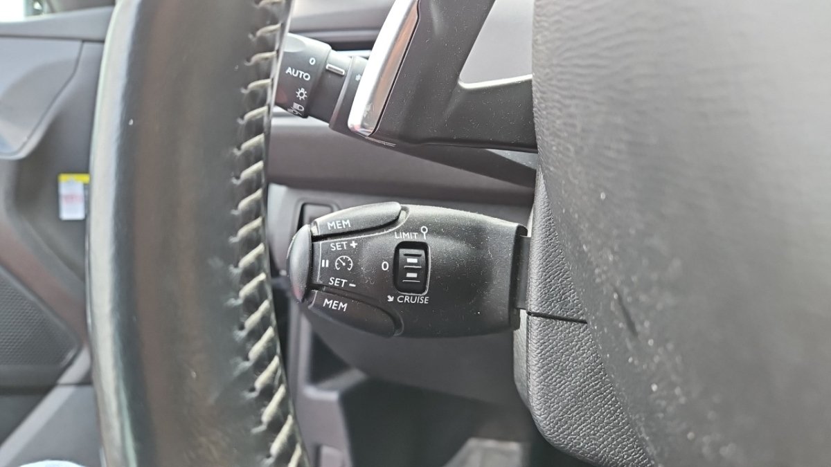 Peugeot 308 - Photo 22