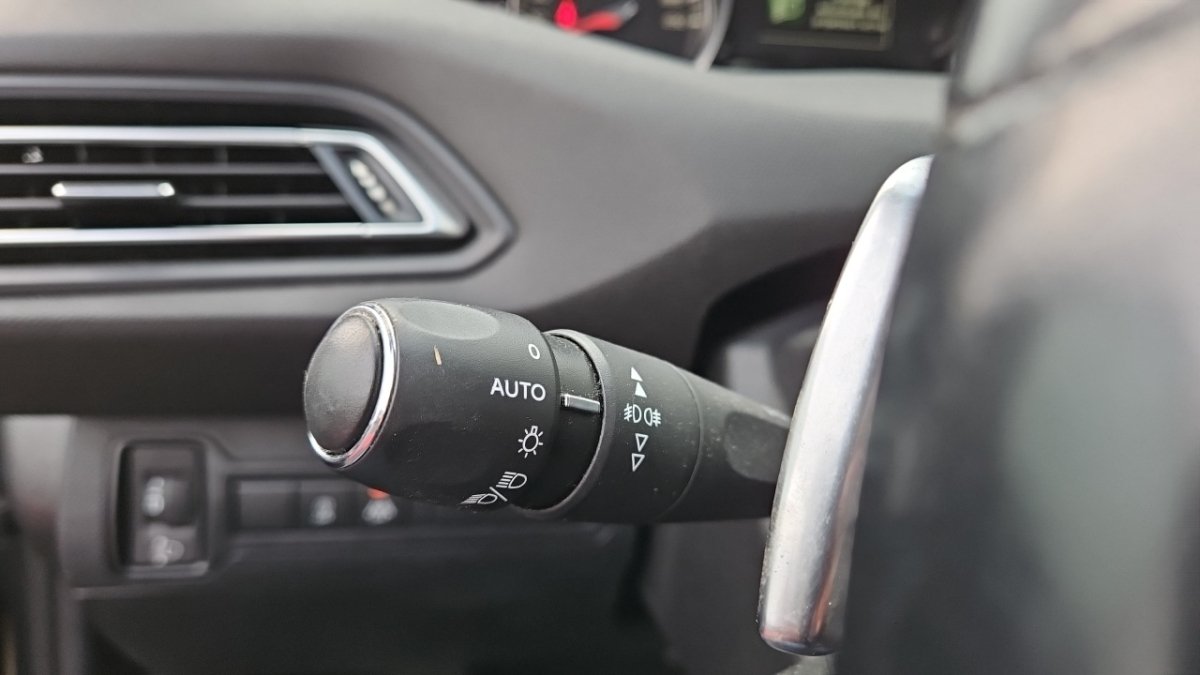Peugeot 308 - Photo 23