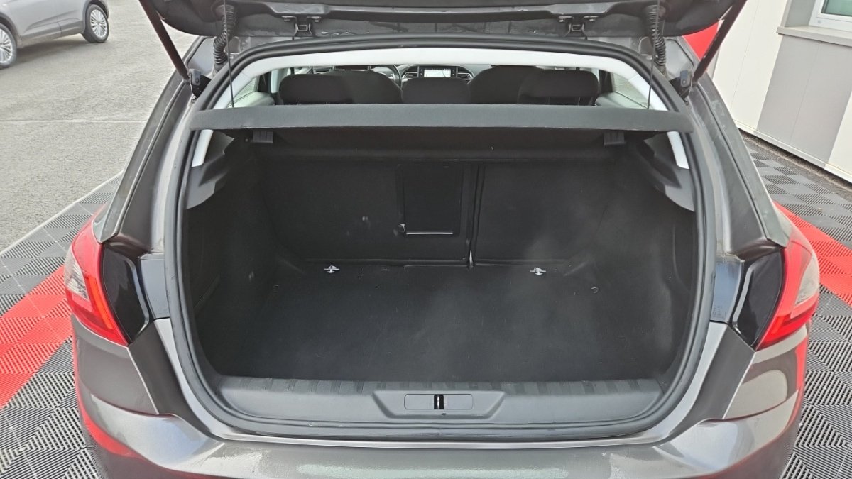 Peugeot 308 - Photo 9