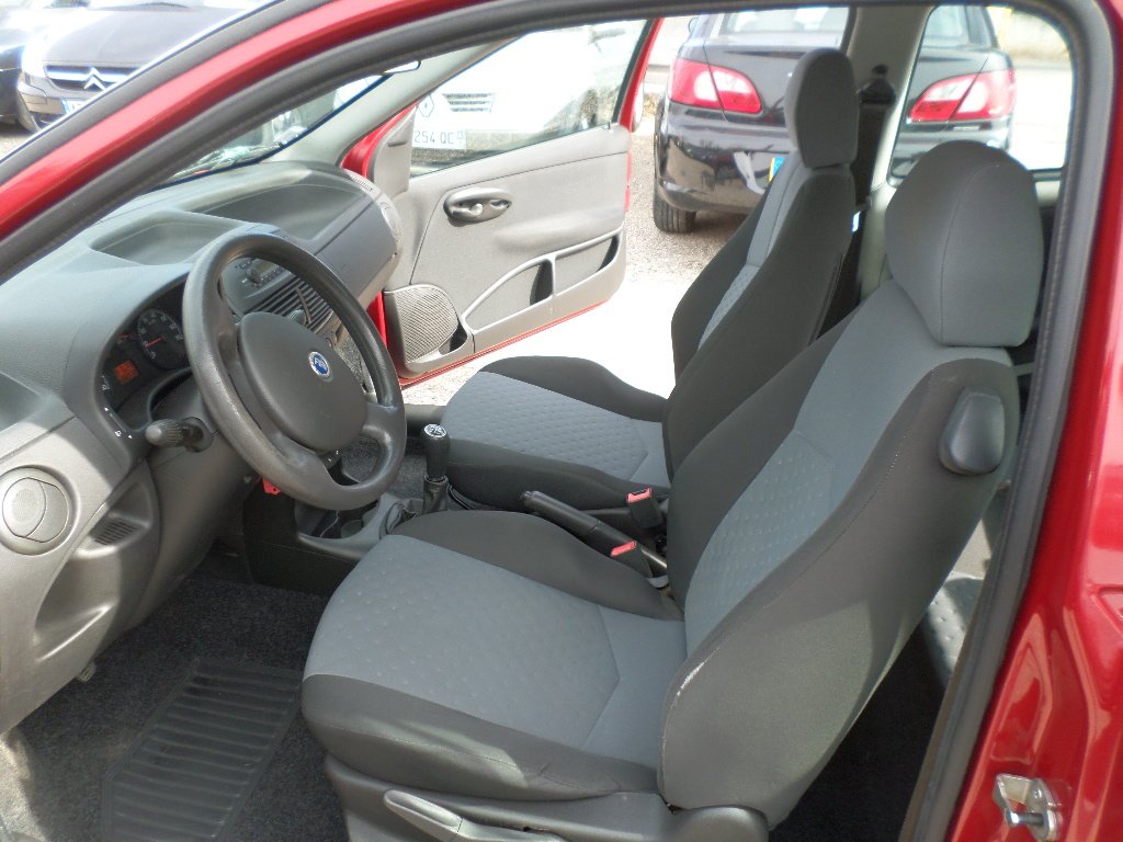 Fiat Punto - Photo 9