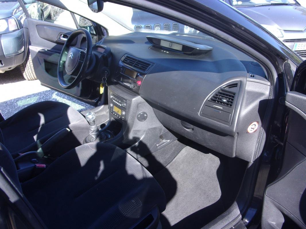 Citroën C4 - Photo 4