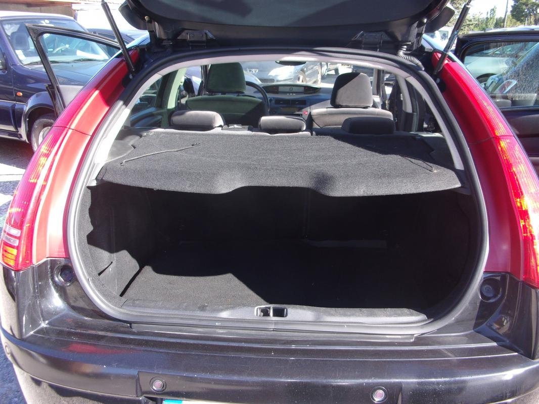 Citroën C4 - Photo 6