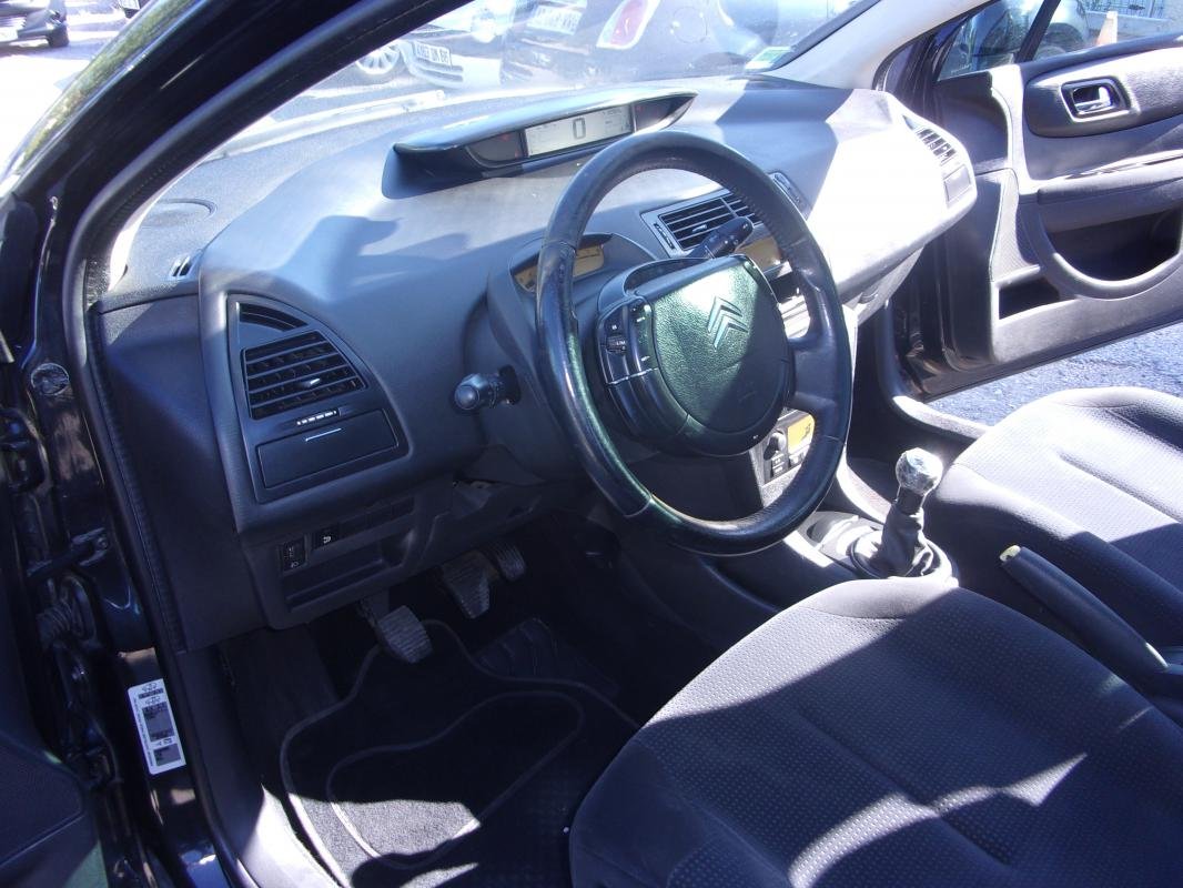 Citroën C4 - Photo 10
