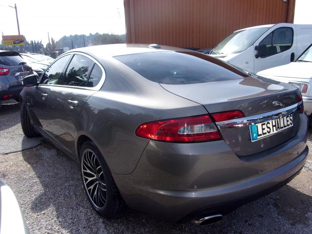 Jaguar XF - Photo 6