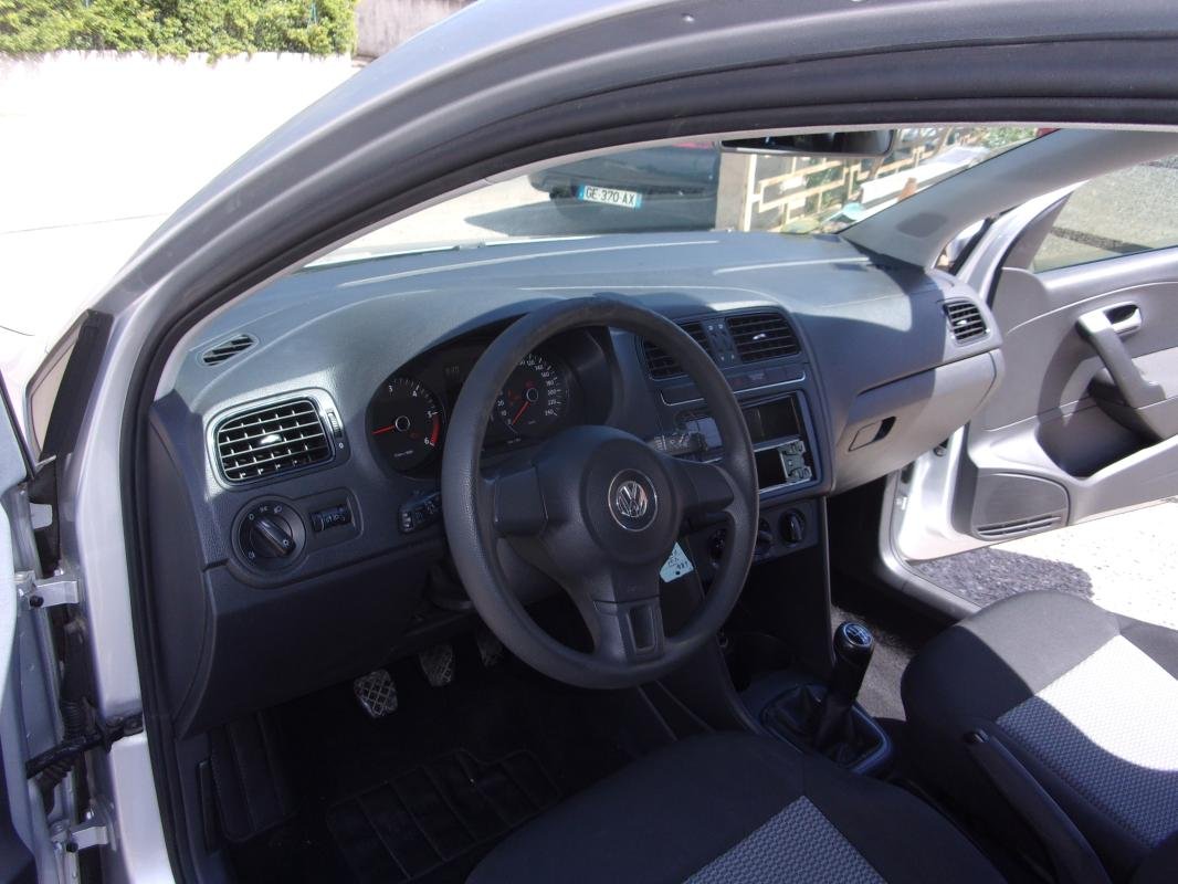 Volkswagen Polo - Photo 12