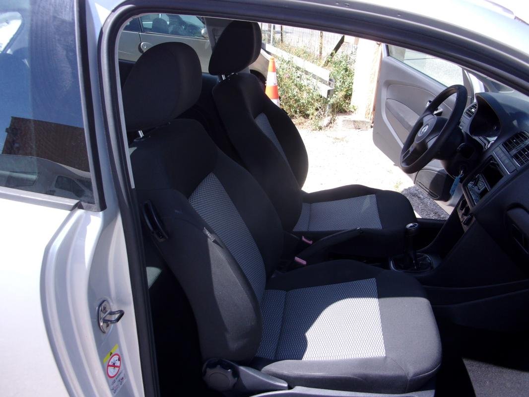Volkswagen Polo - Photo 10