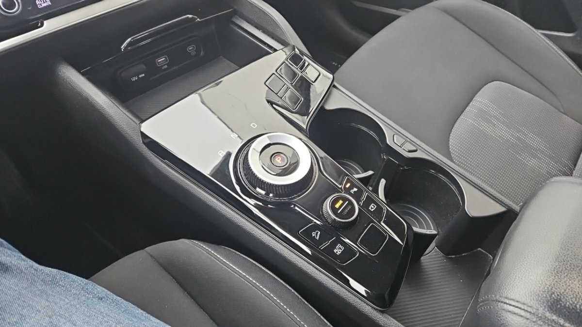 Kia Sportage - Photo 25