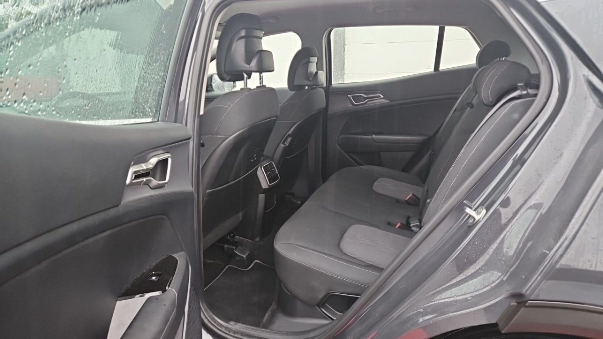 Kia Sportage - Photo 10